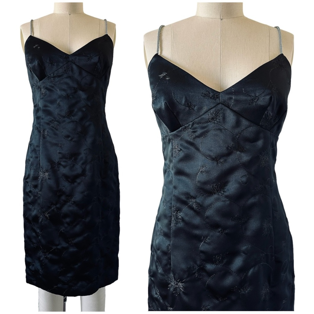 Vintage 90’s Nicole Miller Embroidered Dress